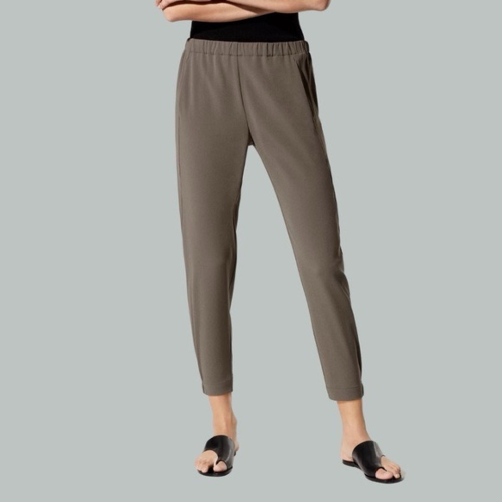 Babaton| Aritzia| Taupe Lightweight Pull-on Cuffed Trouser Joggers Sz 8